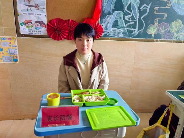 小学用心守护舌尖健康开元棋牌二七区鑫苑(图4)